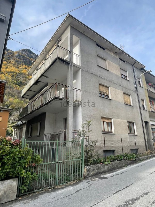 casa indipendente in vendita a Grosio