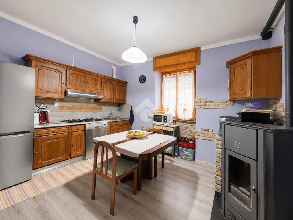 appartamento in vendita a Grosio in zona Ravoledo