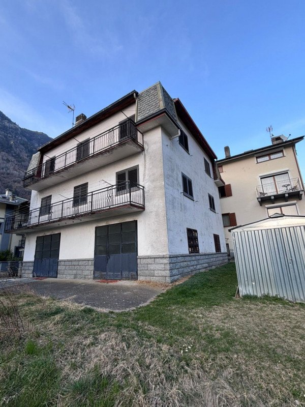 casa indipendente in vendita a Grosio