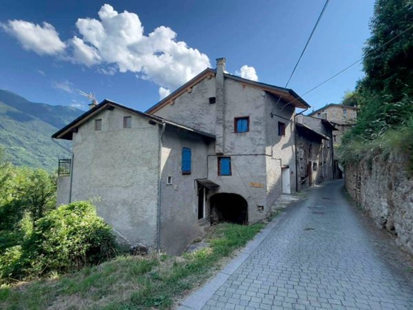 casale in vendita a Grosotto