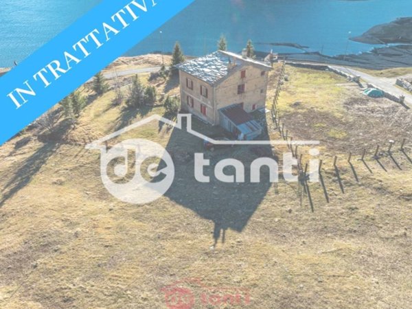 casa indipendente in vendita a Madesimo in zona Montespluga