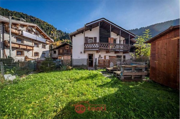 casa indipendente in vendita a Madesimo in zona Pianazzo