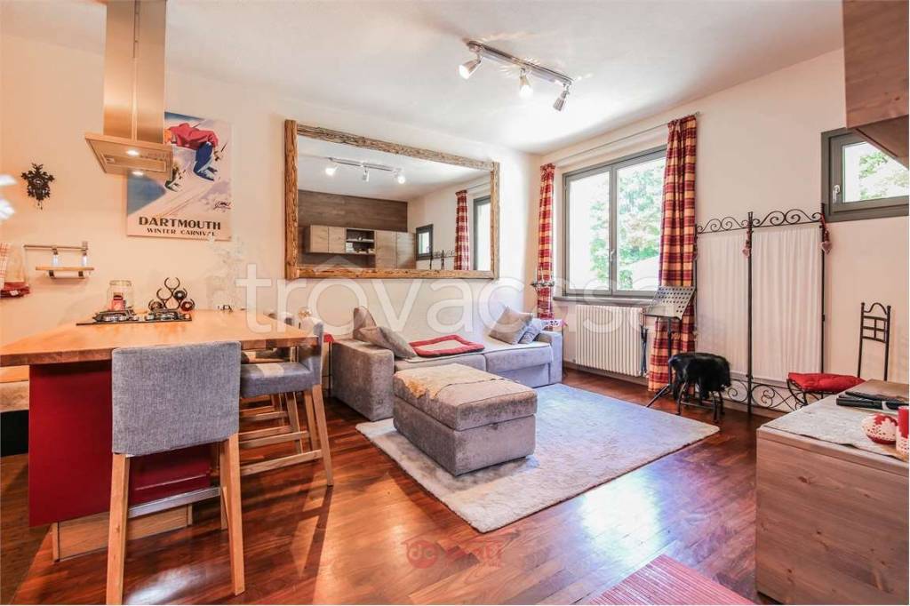 appartamento in vendita a Madesimo in zona Pianazzo