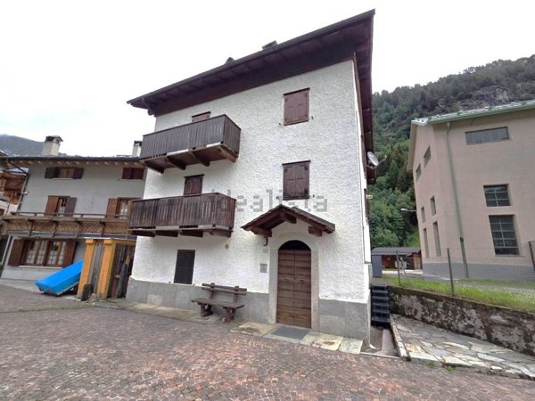 appartamento in vendita a Madesimo in zona Isola