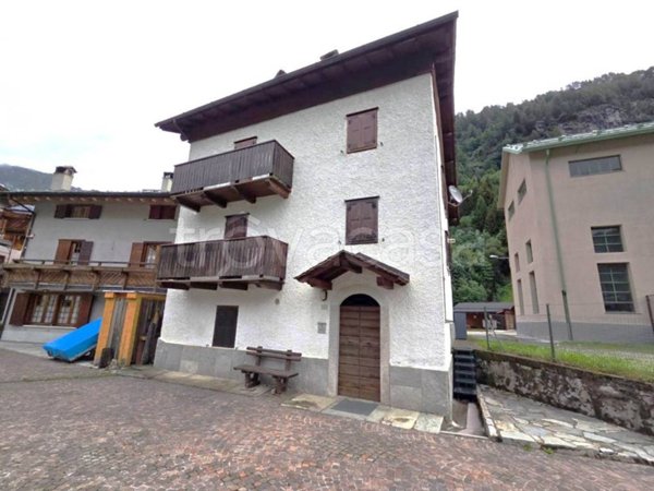 appartamento in vendita a Madesimo in zona Isola