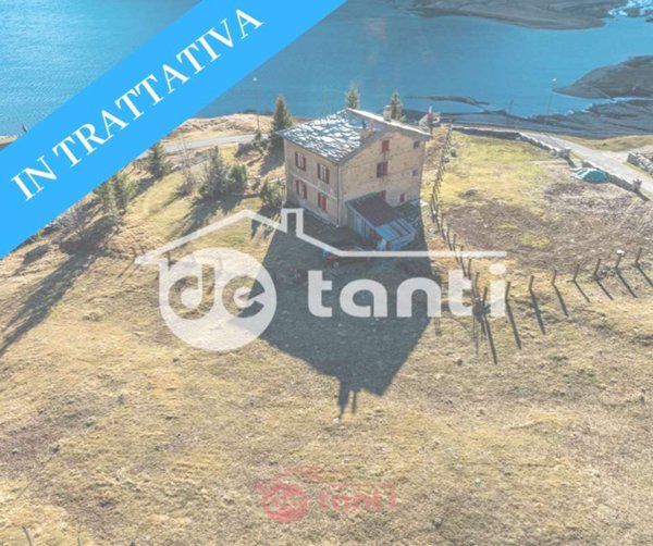 casa indipendente in vendita a Madesimo in zona Montespluga