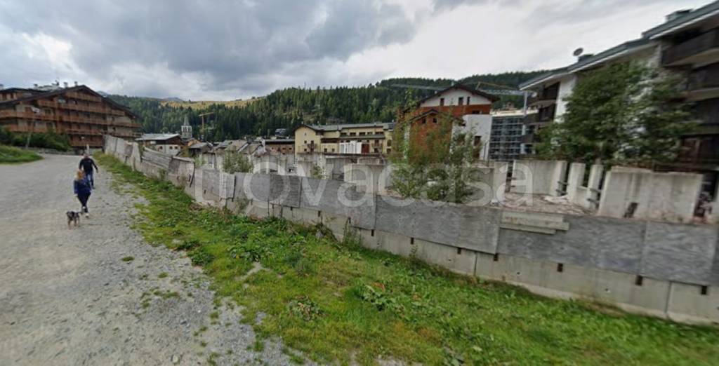 terreno edificabile in vendita a Madesimo