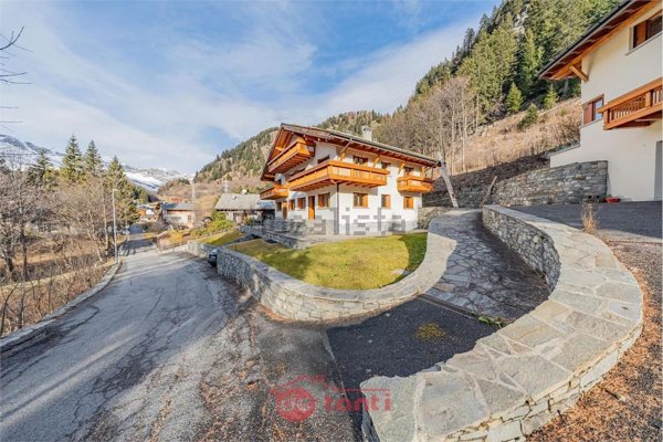 appartamento in vendita a Madesimo in zona Pianazzo