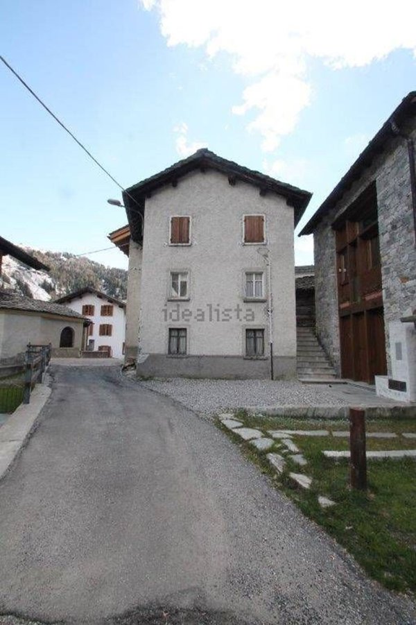 appartamento in vendita a Madesimo in zona Isola