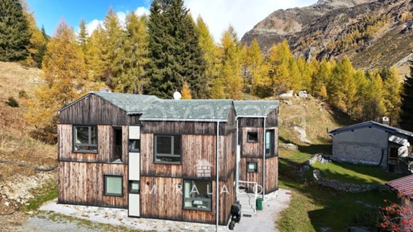 casa indipendente in vendita a Madesimo