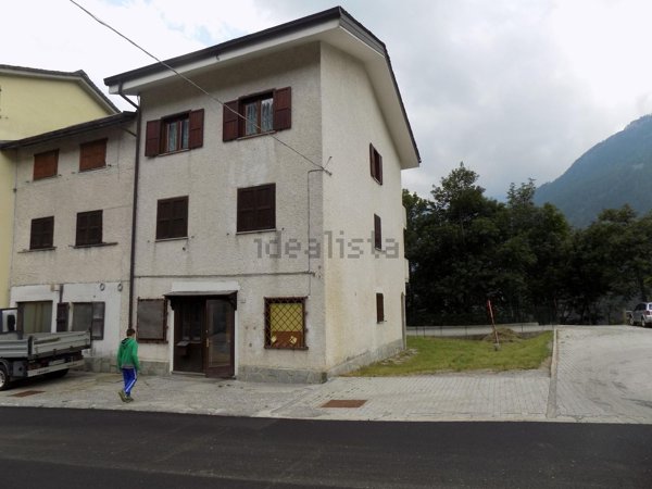 appartamento in vendita a Madesimo in zona Pianazzo