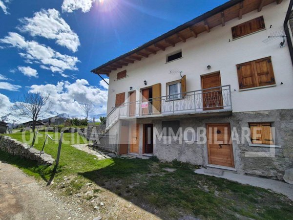 casa semindipendente in vendita a Madesimo