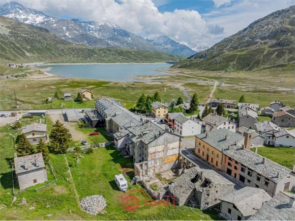 appartamento in vendita a Madesimo in zona Montespluga