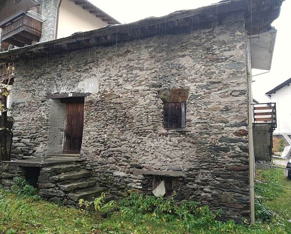 casale in vendita a Madesimo