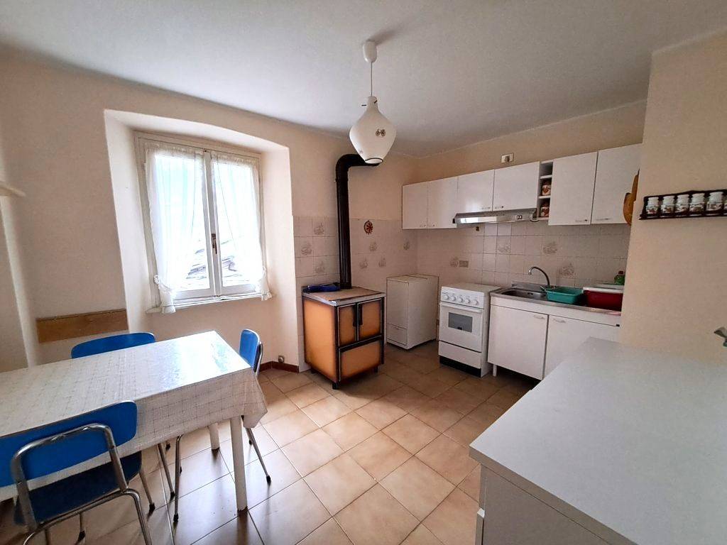 appartamento in vendita a Lanzada in zona Ganda