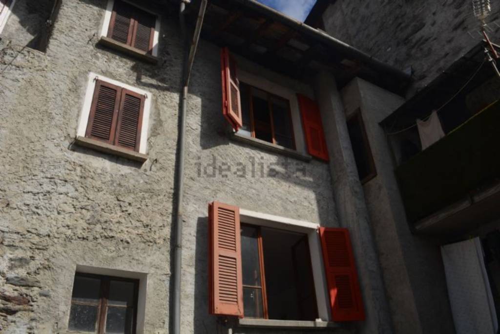casa indipendente in vendita a Lanzada