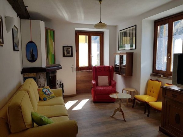 appartamento in vendita a Lanzada