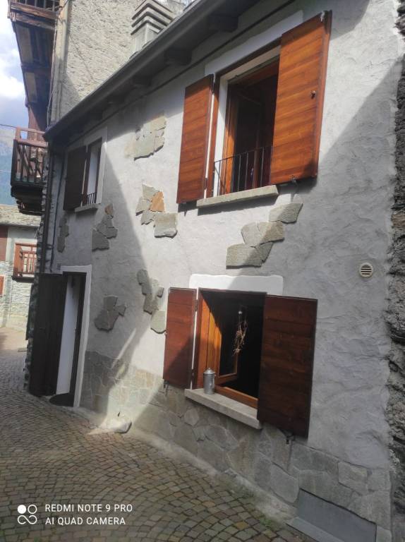 appartamento in vendita a Lanzada in zona Moizi
