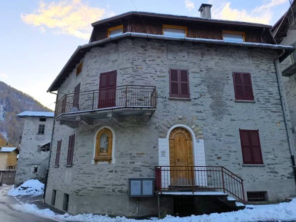 appartamento in vendita a Lanzada in zona Tornadri