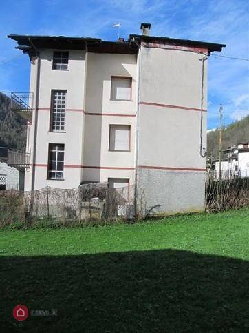 appartamento in vendita a Lanzada in zona Tornadri