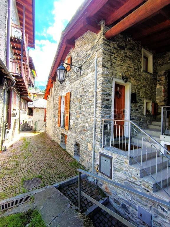 casa indipendente in vendita a Lanzada in zona Moizi