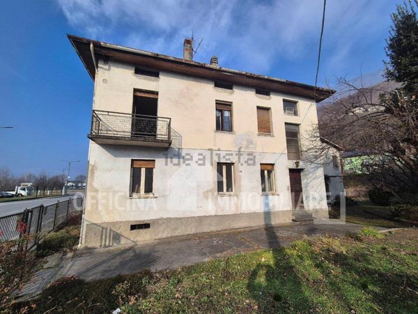 casa semindipendente in vendita a Mantello
