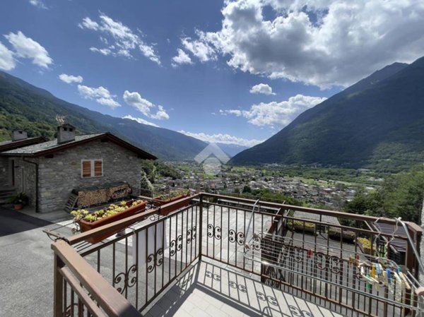 casa indipendente in vendita a Mazzo di Valtellina