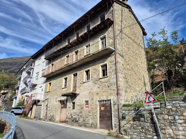 casa indipendente in vendita a Mello