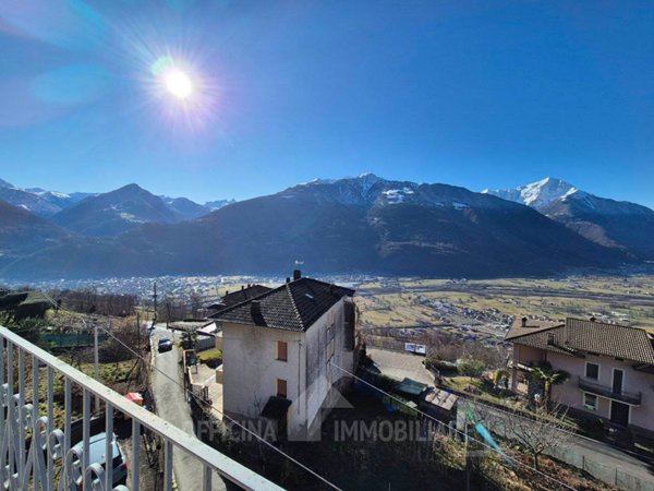 casa indipendente in vendita a Mello