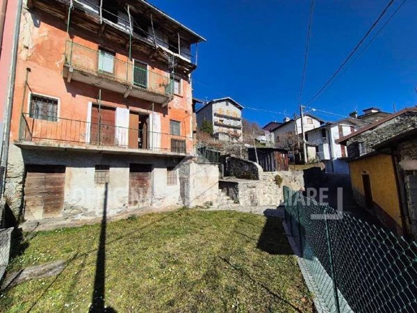 casa indipendente in vendita a Mello
