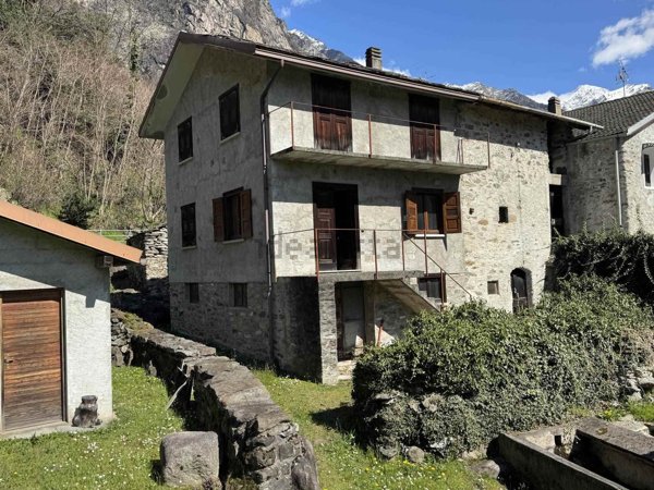 casa semindipendente in vendita a Mese