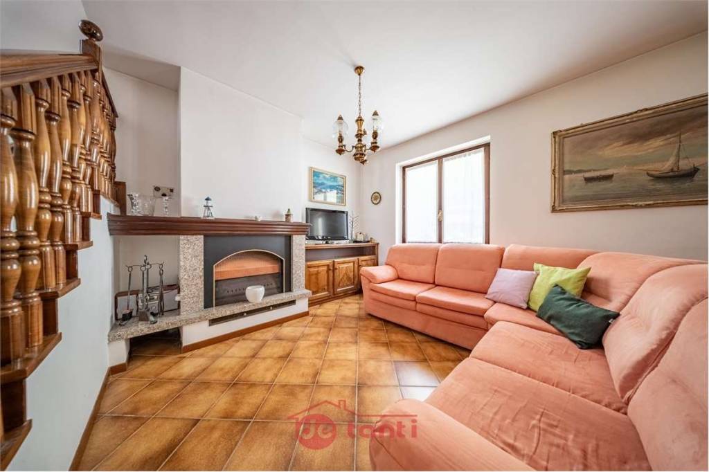 casa indipendente in vendita a Mese