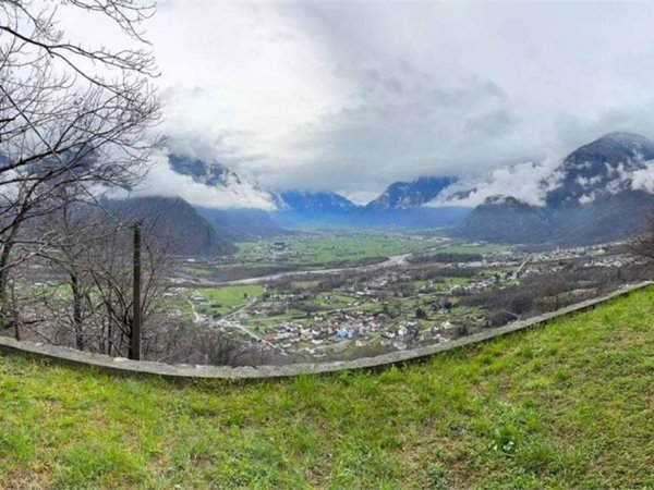 terreno in vendita a Mese