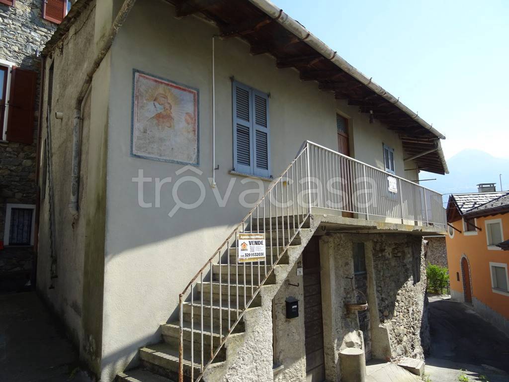 appartamento in vendita a Montagna in Valtellina