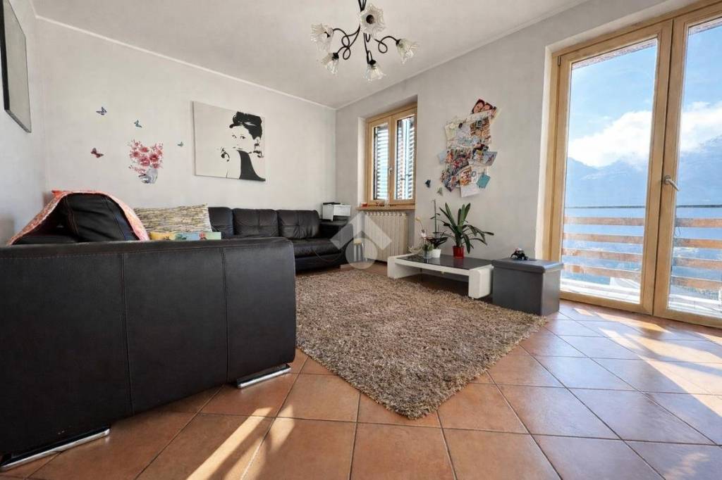 casa indipendente in vendita a Montagna in Valtellina