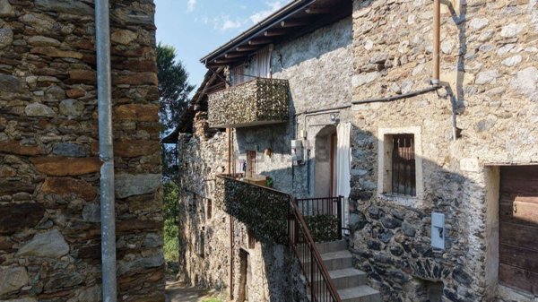 appartamento in vendita a Montagna in Valtellina