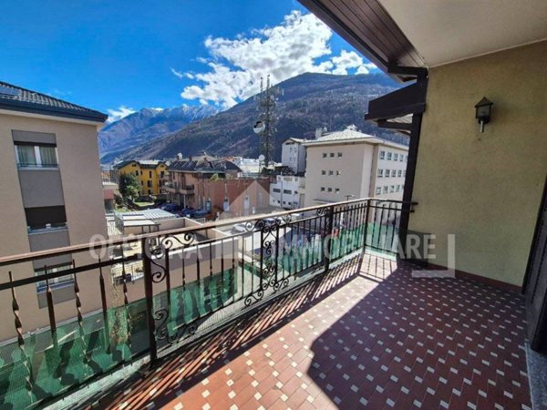 appartamento in vendita a Morbegno in zona Valle