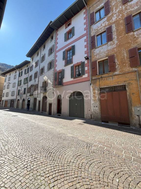 casa indipendente in vendita a Morbegno