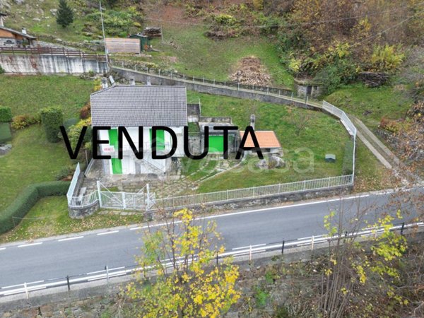 casa indipendente in vendita a Morbegno in zona Valle