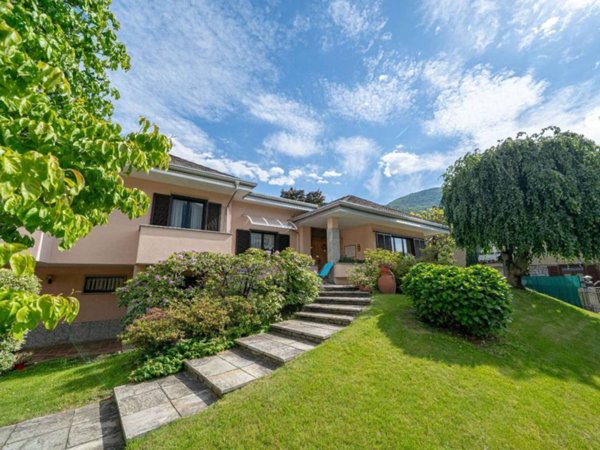 casa indipendente in vendita a Morbegno