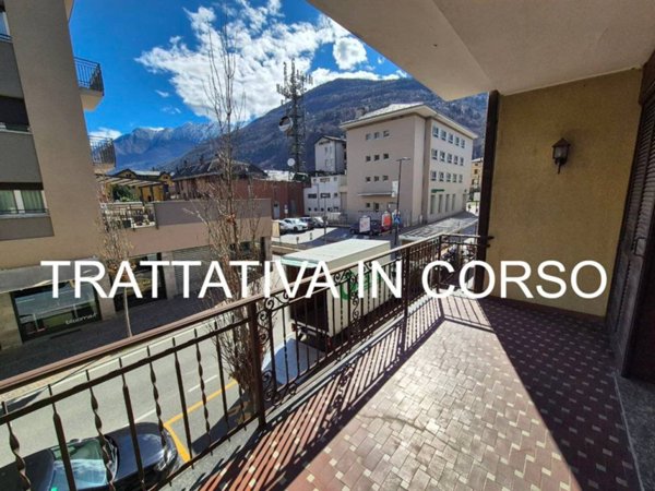 appartamento in vendita a Morbegno in zona Valle