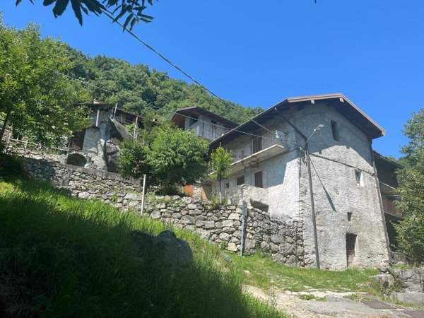 casa indipendente in vendita a Morbegno