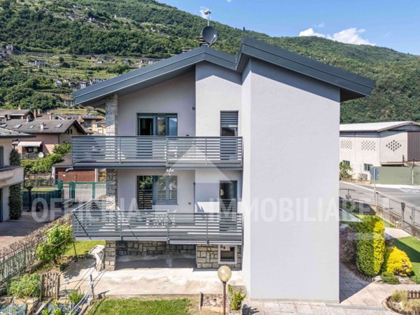 casa indipendente in vendita a Morbegno