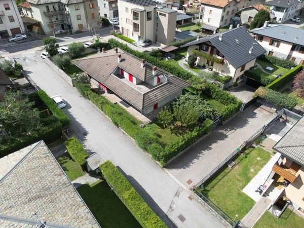 casa indipendente in vendita a Morbegno