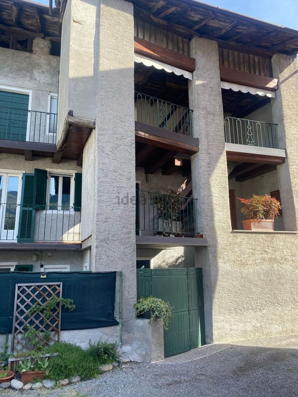 casa indipendente in vendita a Morbegno