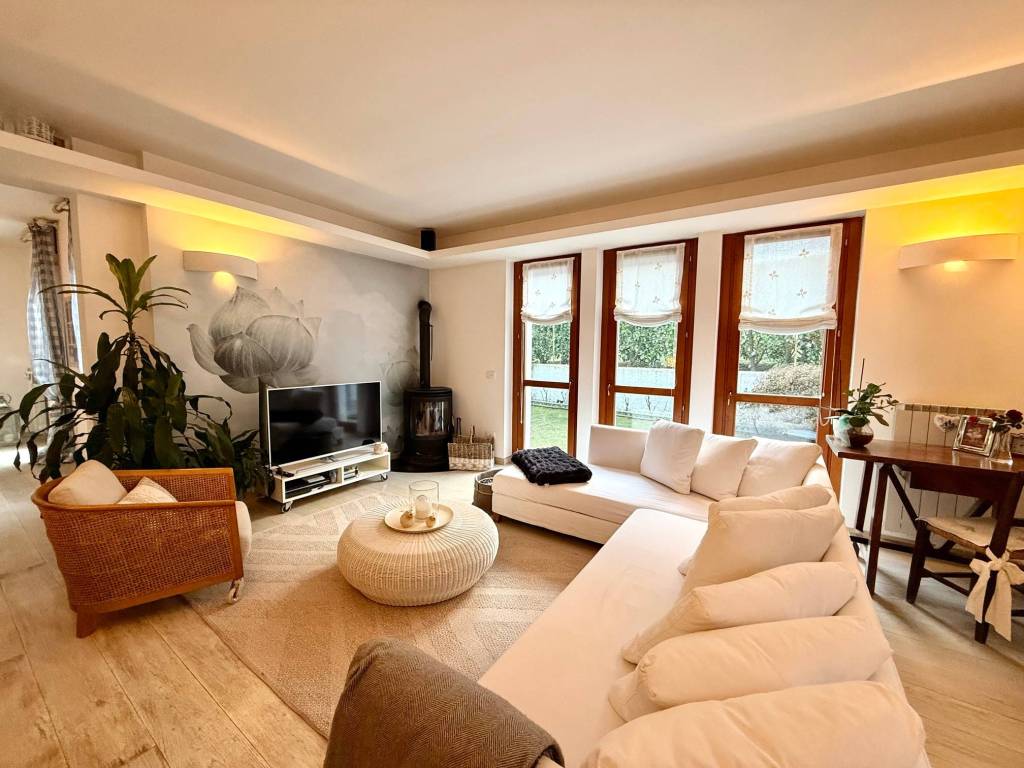 casa indipendente in vendita a Morbegno