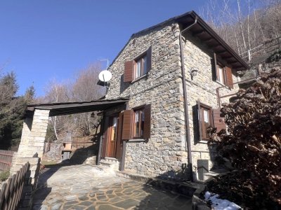 casa indipendente in vendita a Morbegno in zona Valle