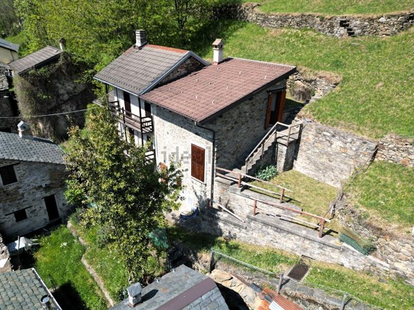 appartamento in vendita a Morbegno in zona Valle