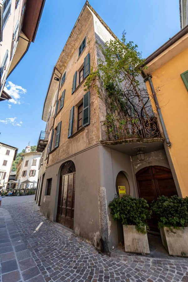 casa indipendente in vendita a Morbegno