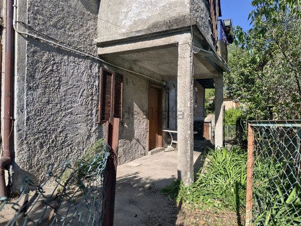 casa semindipendente in vendita a Morbegno in zona Campovico